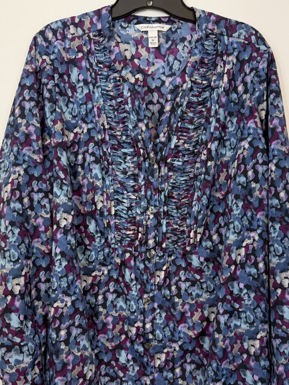 Croft & Barrow Women Plus Size 1X Blouse Purple Blue Abstract Pleated Split Neck